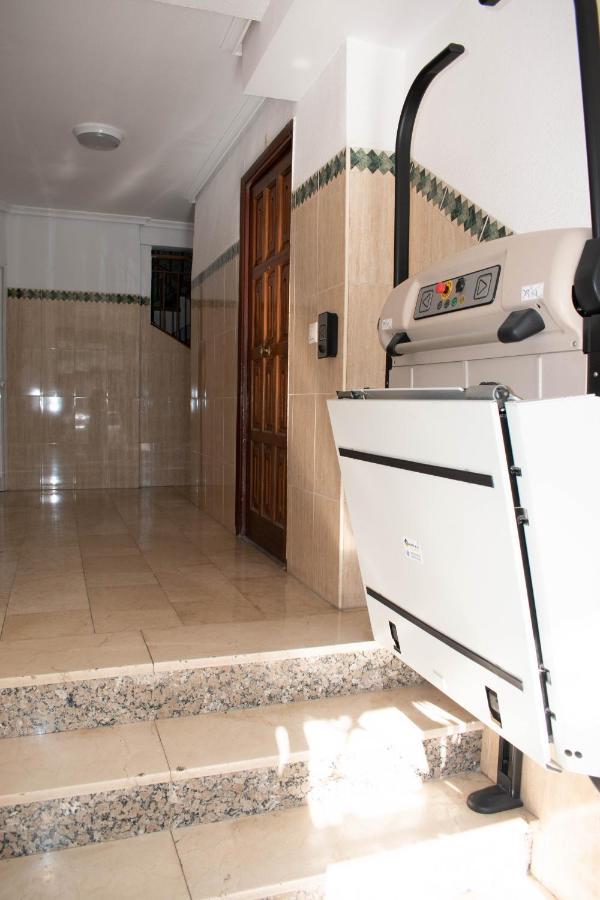 Alojamiento Entero, A 15 Minutos De Zona Centro Con Plaza De Aparcamiento Opcional Córdoba Buitenkant foto